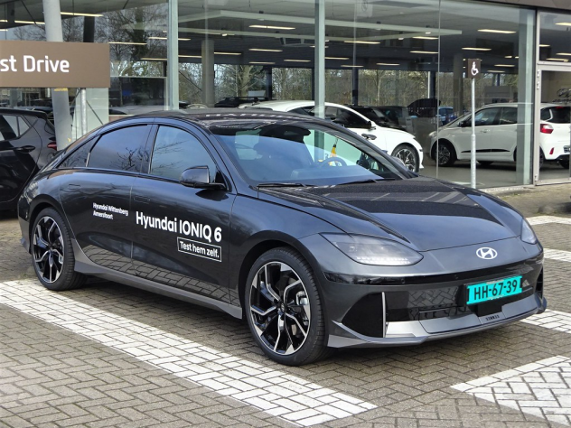 Hyundai Ioniq 6