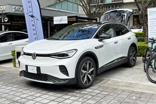 Volkswagen ID.4 Crozz Pro